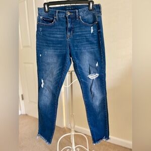 Aeropostale size 8 Blue Skinny Jeans with Distressed Details
